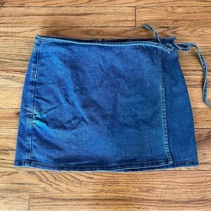 NWOT ABOUND WRAP SKIRT